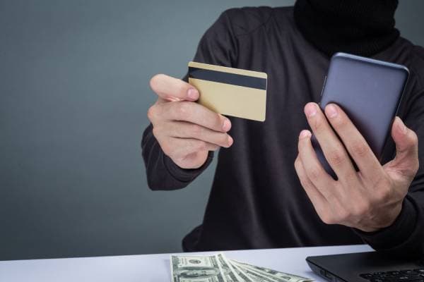 Card fraud Dataset on Opendatabay data marketplace 