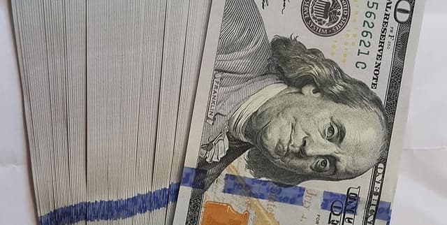 Global Company Earnings and Financial Metrics Dataset on Opendatabay data marketplace