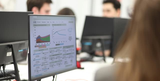 Tech Industry Salary Benchmark Data Dataset on Opendatabay data marketplace