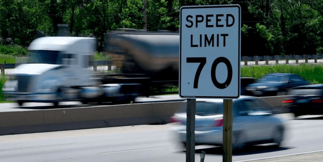Monthly US Road Traffic Speed Trends Dataset on Opendatabay data marketplace