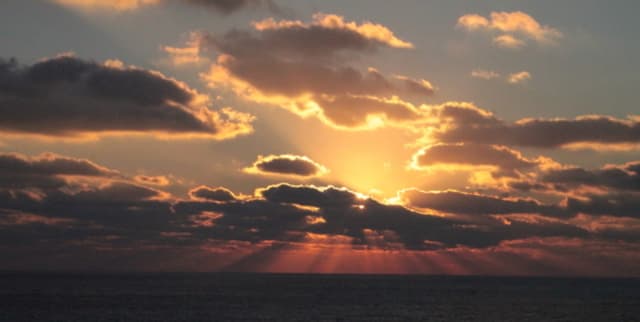 Poland Daily Weather Records Dataset on Opendatabay data marketplace