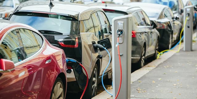 US Vehicle Fuel Economy and Type Data Dataset on Opendatabay data marketplace