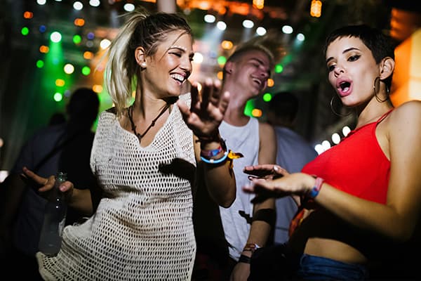 Synthetic Student Alcohol Consumption Dataset Dataset on Opendatabay data marketplace