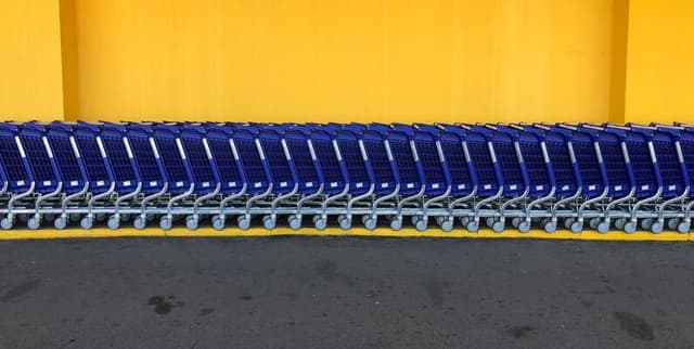 WMT Daily Historical Trading Data Dataset on Opendatabay data marketplace