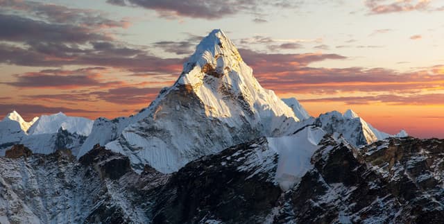 Mountaineering Death Records Dataset on Opendatabay data marketplace