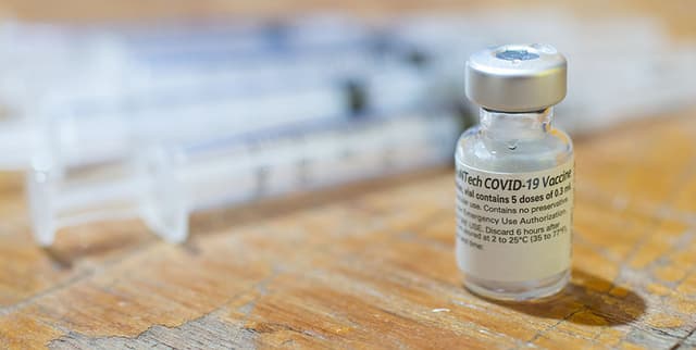 Voluntary Reports of COVID Vaccine Reactions Dataset on Opendatabay data marketplace