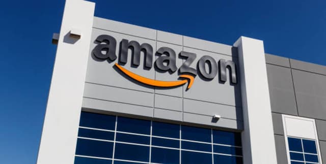 Historical Amazon Stock Analysis Dataset Dataset on Opendatabay data marketplace