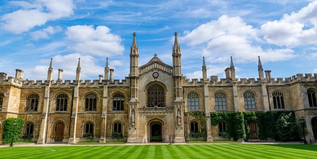 British Higher Education Insights Dataset on Opendatabay data marketplace