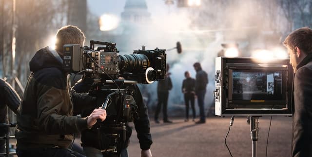 Blockbuster Film Earnings Dataset Dataset on Opendatabay data marketplace