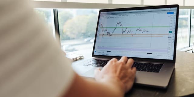 Four Years of US Stock Prices Dataset on Opendatabay data marketplace