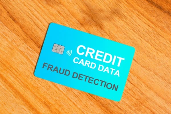 Financial Fraud Detection Dataset Dataset on Opendatabay data marketplace