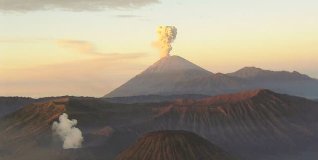Historical Indonesian Volcano Data Dataset on Opendatabay data marketplace
