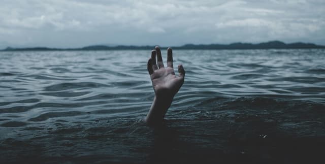 Depressive and Non-Depressive Tweets Dataset Dataset on Opendatabay data marketplace