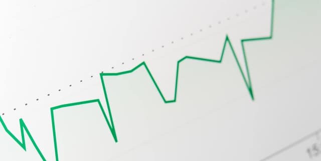 Multi-Product Sales Forecasting Dataset Dataset on Opendatabay data marketplace