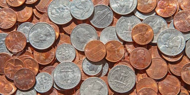 Currency Year Composition Dataset Dataset on Opendatabay data marketplace