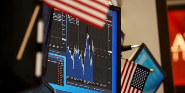 US Stocks and Commodities Daily Prices Dataset on Opendatabay data marketplace